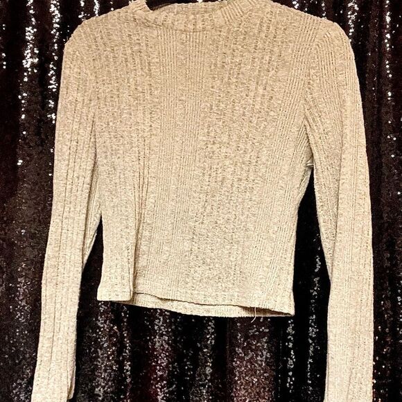 SHEIN Cream Crew Neck Sweater - Picture 4 of 5